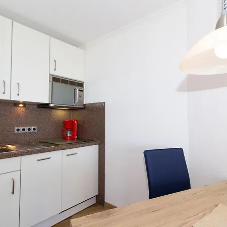 Lord Nelson App 706 Apartment *